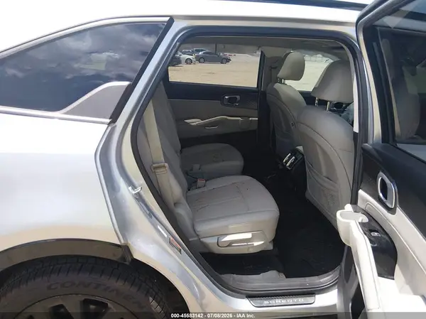 5XYRK4LF3MG050691 2021 KIA SORENTO - Image 8