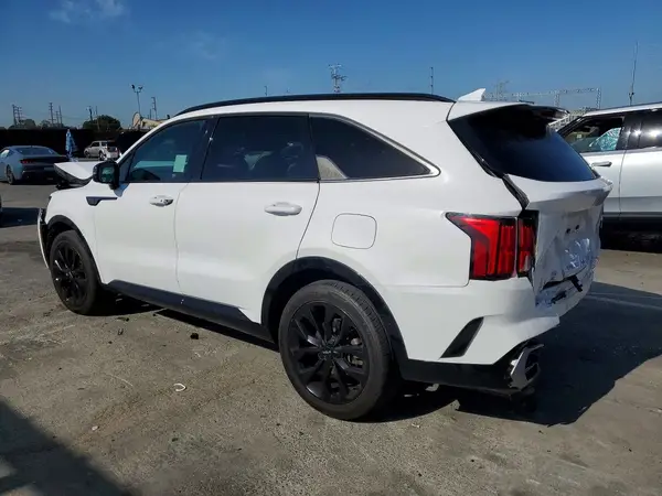 5XYRK4LF3NG076127 2022 KIA SORENTO - Image 2