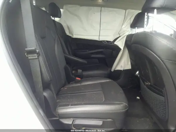 5XYRK4LF3NG085989 2022 KIA SORENTO - Image 8