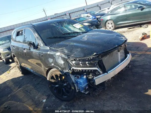 5XYRK4LF3NG086849 2022 KIA SORENTO - Image 1
