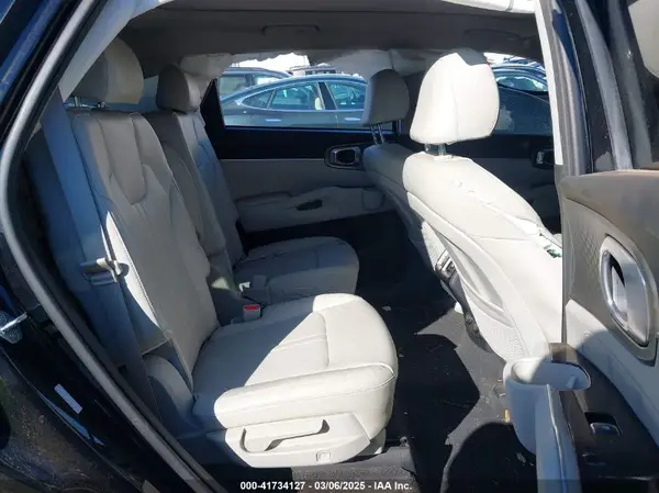 5XYRK4LF3NG086849 2022 KIA SORENTO - Image 8
