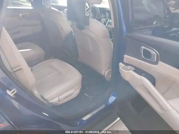 5XYRK4LF3NG092697 2022 KIA SORENTO - Image 8