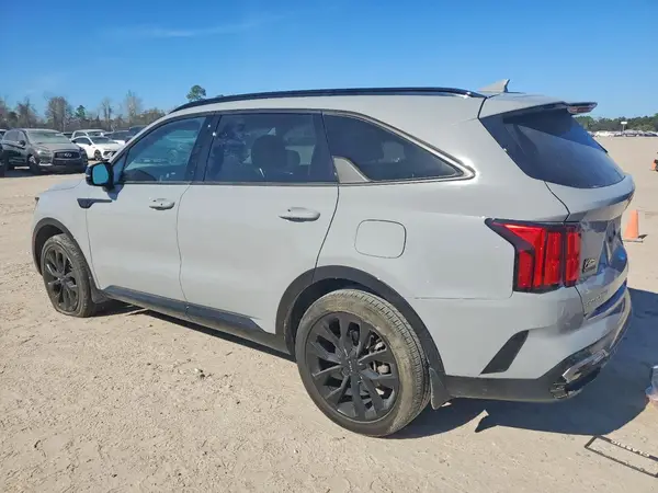5XYRK4LF3PG227812 2023 KIA SORENTO - Image 2