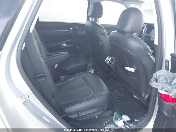 5XYRK4LF4NG086570 2022 KIA SORENTO - Image 8