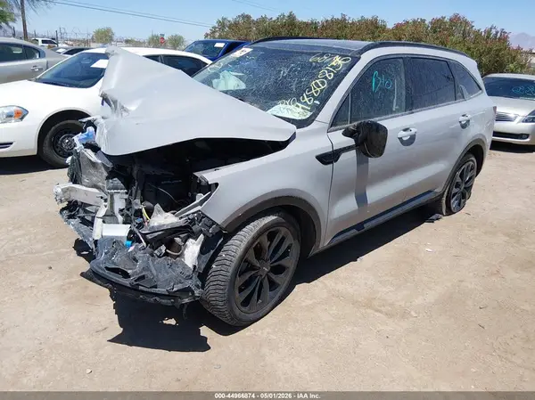 5XYRK4LF4NG100015 2022 KIA SORENTO - Image 2