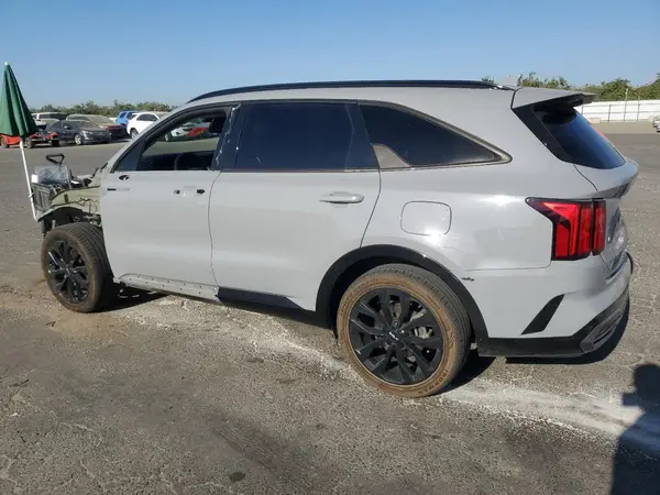 5XYRK4LF4NG133256 2022 KIA SORENTO - Image 2