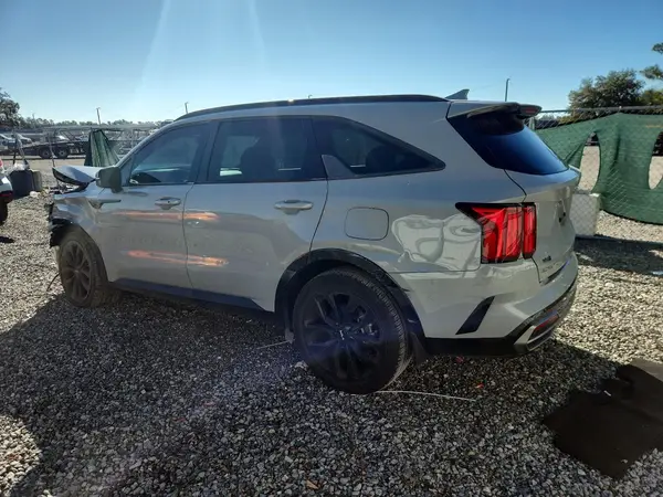 5XYRK4LF4PG168768 2023 KIA SORENTO - Image 2