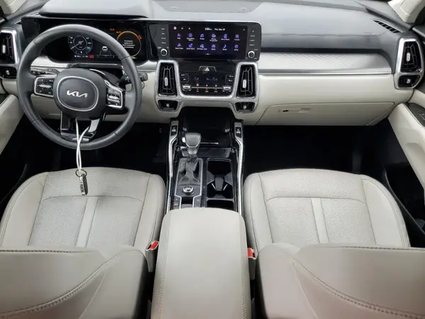5XYRK4LF4PG172089 2023 KIA SORENTO - Image 8