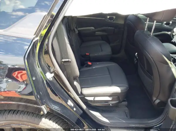5XYRK4LF4PG174554 2023 KIA SORENTO - Image 8