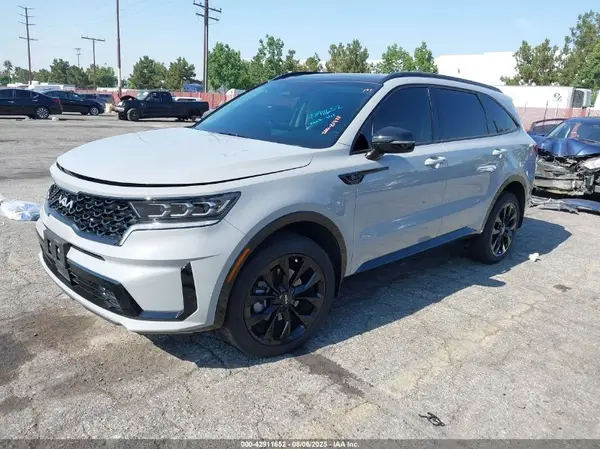 5XYRK4LF4PG194951 2023 KIA SORENTO - Image 2