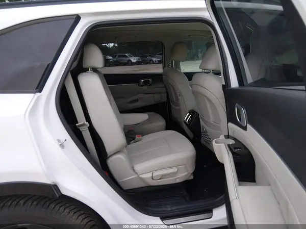 5XYRK4LF4PG205771 2023 KIA SORENTO - Image 8