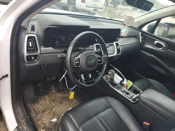 5XYRK4LF5MG023668 2021 KIA SORENTO - Image 8