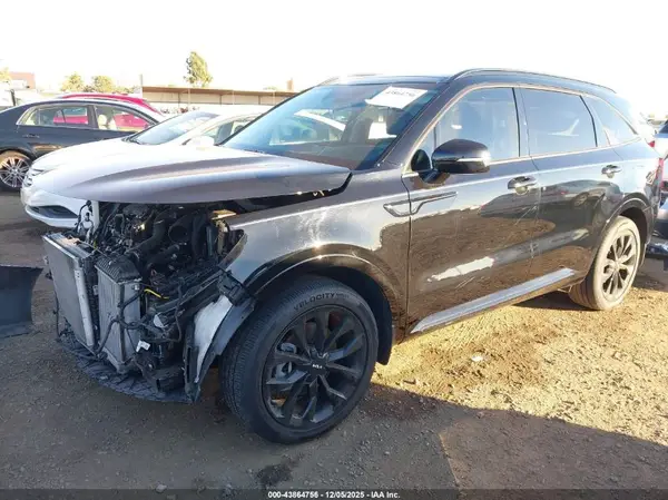 5XYRK4LF5NG121861 2022 KIA SORENTO - Image 2