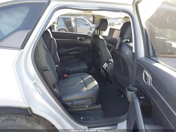 5XYRK4LF5NG144041 2022 KIA SORENTO - Image 8