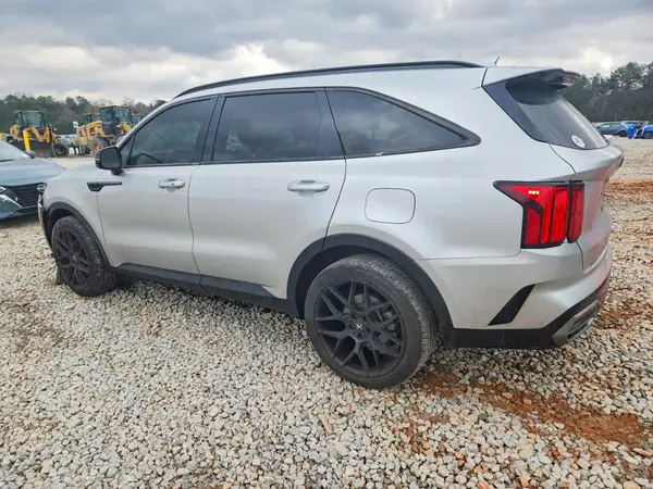 5XYRK4LF6MG024067 2021 KIA SORENTO - Image 2