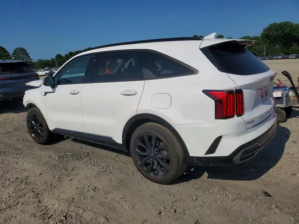 5XYRK4LF6MG033898 2021 KIA SORENTO - Image 2