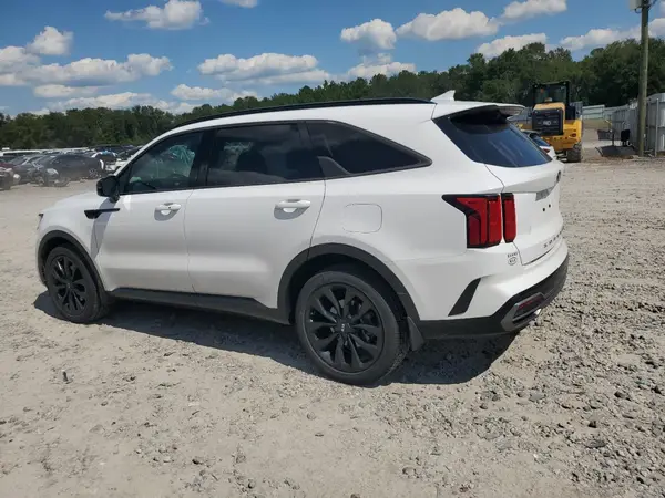 5XYRK4LF6MG057523 2021 KIA SORENTO - Image 2