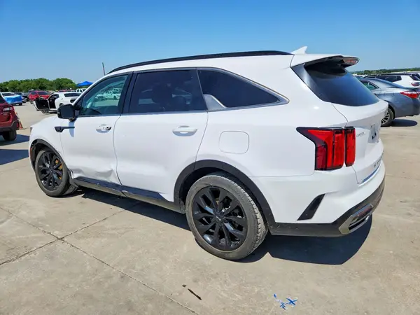 5XYRK4LF6MG063273 2021 KIA SORENTO - Image 2