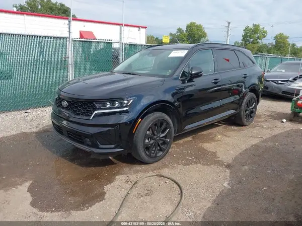 5XYRK4LF6MG070627 2021 KIA SORENTO - Image 2