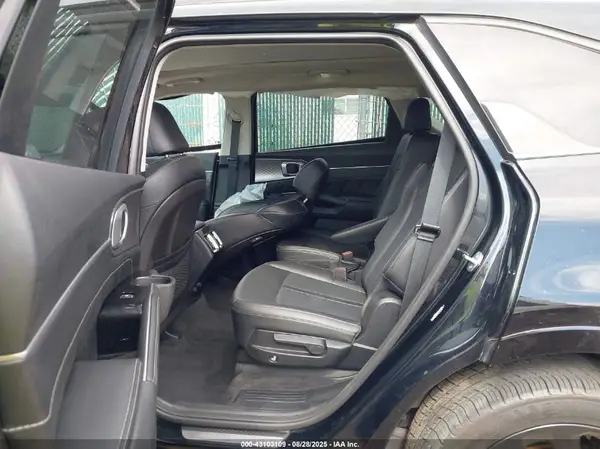 5XYRK4LF6MG070627 2021 KIA SORENTO - Image 8