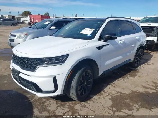 5XYRK4LF6NG111422 2022 KIA SORENTO - Image 2