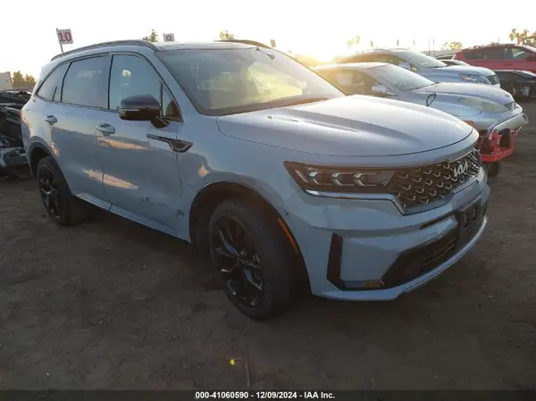 5XYRK4LF6NG119388 2022 KIA SORENTO - Image 1