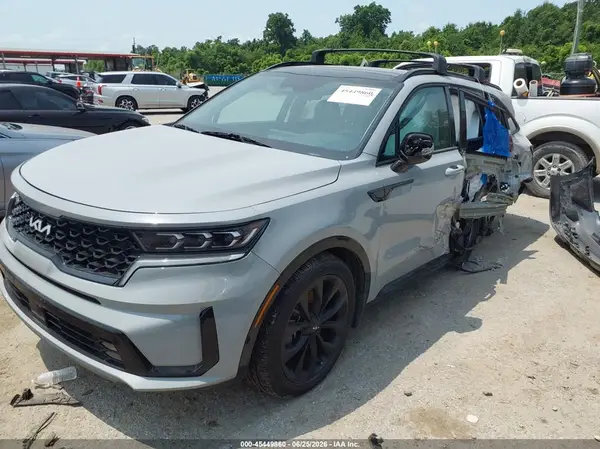 5XYRK4LF6NG150737 2022 KIA SORENTO - Image 2