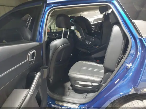 5XYRK4LF7MG024532 2021 KIA SORENTO - Image 8