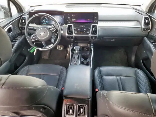 5XYRK4LF7MG030556 2021 KIA SORENTO - Image 8