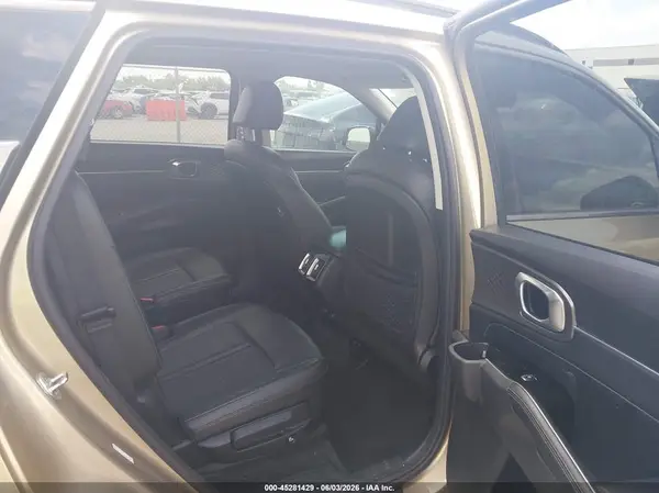 5XYRK4LF7MG067672 2021 KIA SORENTO - Image 8