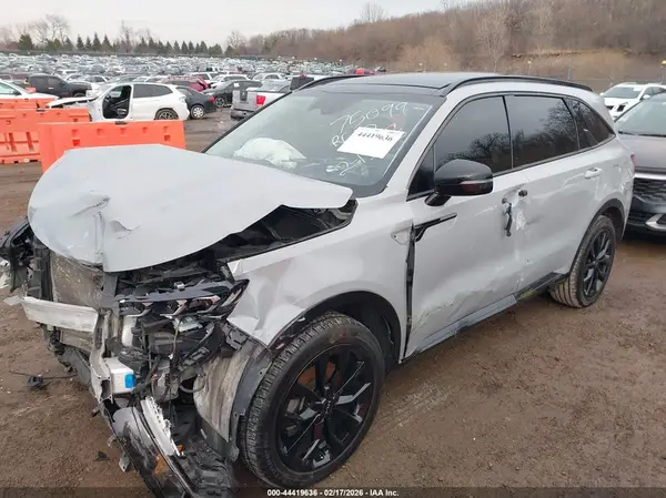 5XYRK4LF7PG214383 2023 KIA SORENTO - Image 2