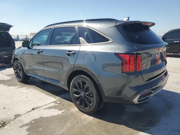 5XYRK4LF8MG024863 2021 KIA SORENTO - Image 2