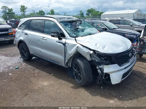 5XYRK4LF8MG036124 2021 KIA SORENTO - Image 1