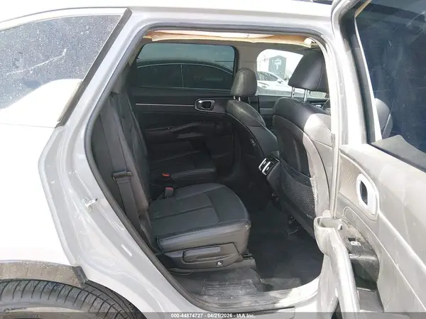 5XYRK4LF8NG095370 2022 KIA SORENTO - Image 8