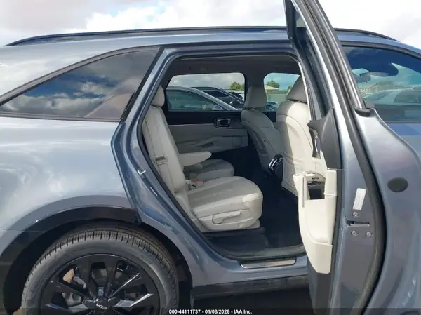 5XYRK4LF8NG132935 2022 KIA SORENTO - Image 8