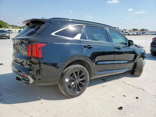 5XYRK4LF9MG030686 2021 KIA SORENTO - Image 2