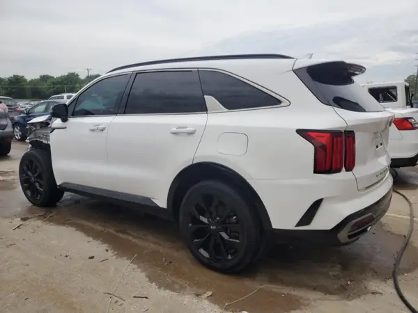 5XYRK4LF9MG035211 2021 KIA SORENTO - Image 2