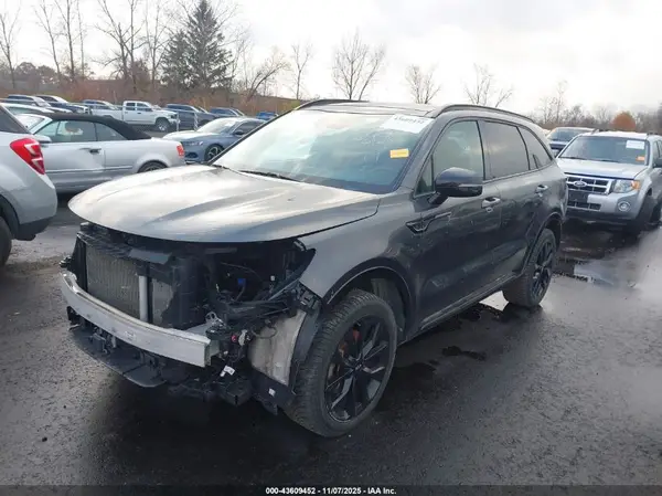 5XYRK4LF9MG035564 2021 KIA SORENTO - Image 2