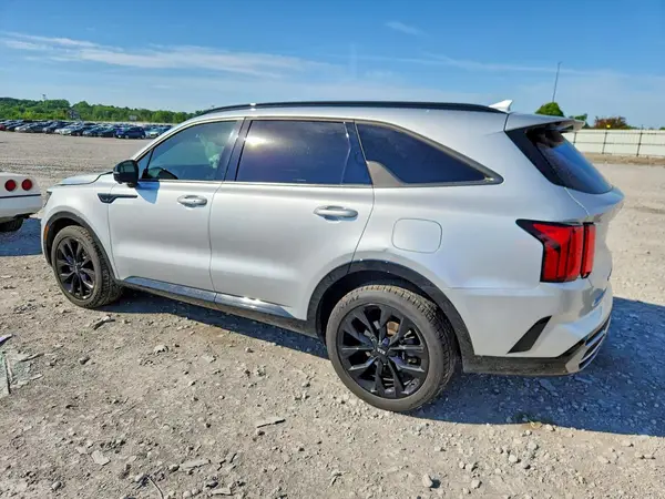 5XYRK4LF9MG035838 2021 KIA SORENTO - Image 2
