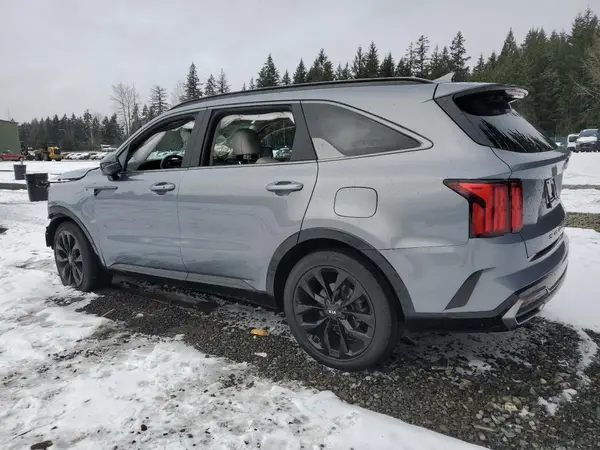 5XYRK4LF9MG038741 2021 KIA SORENTO - Image 2