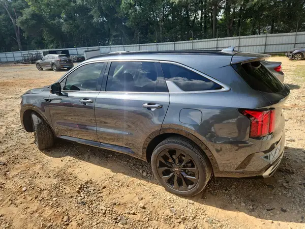 5XYRK4LF9MG043938 2021 KIA SORENTO - Image 2