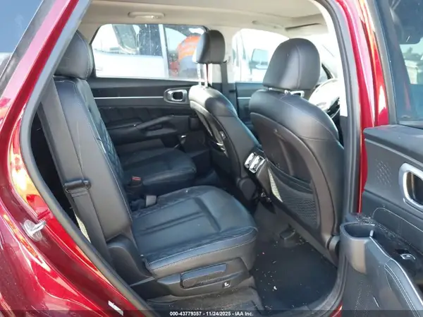 5XYRK4LF9MG066474 2021 KIA SORENTO - Image 8