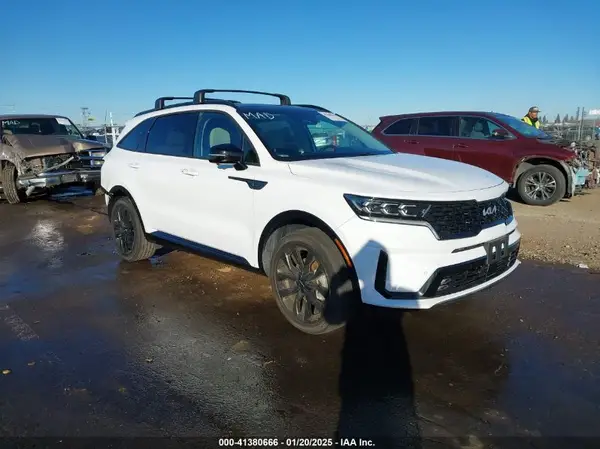 5XYRK4LF9NG116047 2022 KIA SORENTO - Image 1