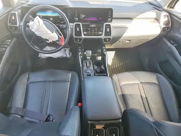 5XYRK4LF9PG185372 2023 KIA SORENTO - Image 8