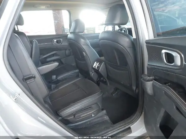 5XYRK4LFXNG114257 2022 KIA SORENTO - Image 8