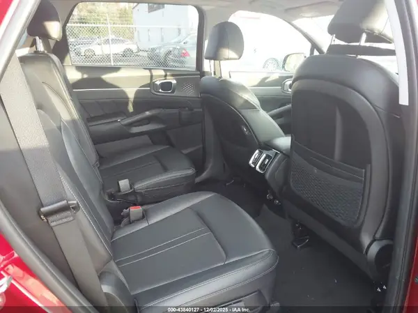 5XYRK4LFXPG210506 2023 KIA SORENTO - Image 8