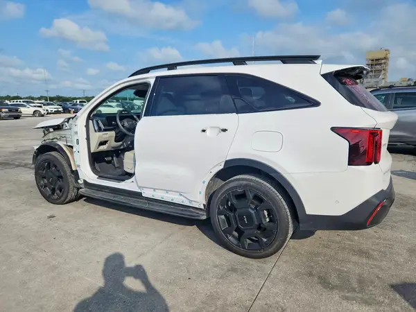 5XYRKDJF0RG300947 2024 KIA SORENTO - Image 2