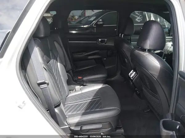 5XYRKDJF2RG287800 2024 KIA SORENTO - Image 8