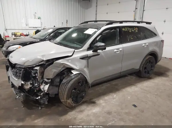5XYRKDJF3SG401437 2025 KIA SORENTO - Image 2