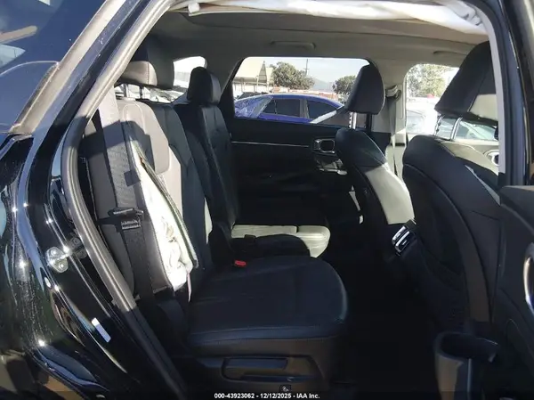 5XYRKDJF4RG297924 2024 KIA SORENTO - Image 8